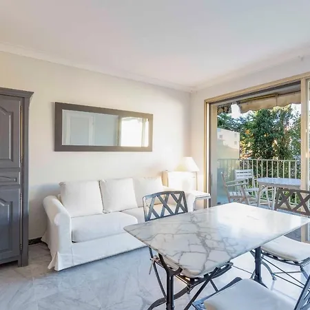 Apartment Chez J-p - 100m 2-4pers Terrace Sea View Pool Garage Antibes